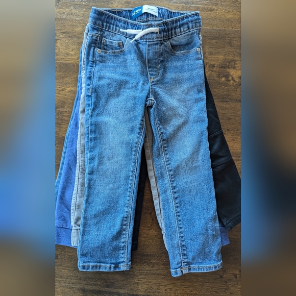 Bundle of 8 3T Jogger Pants - Picture 3 of 12